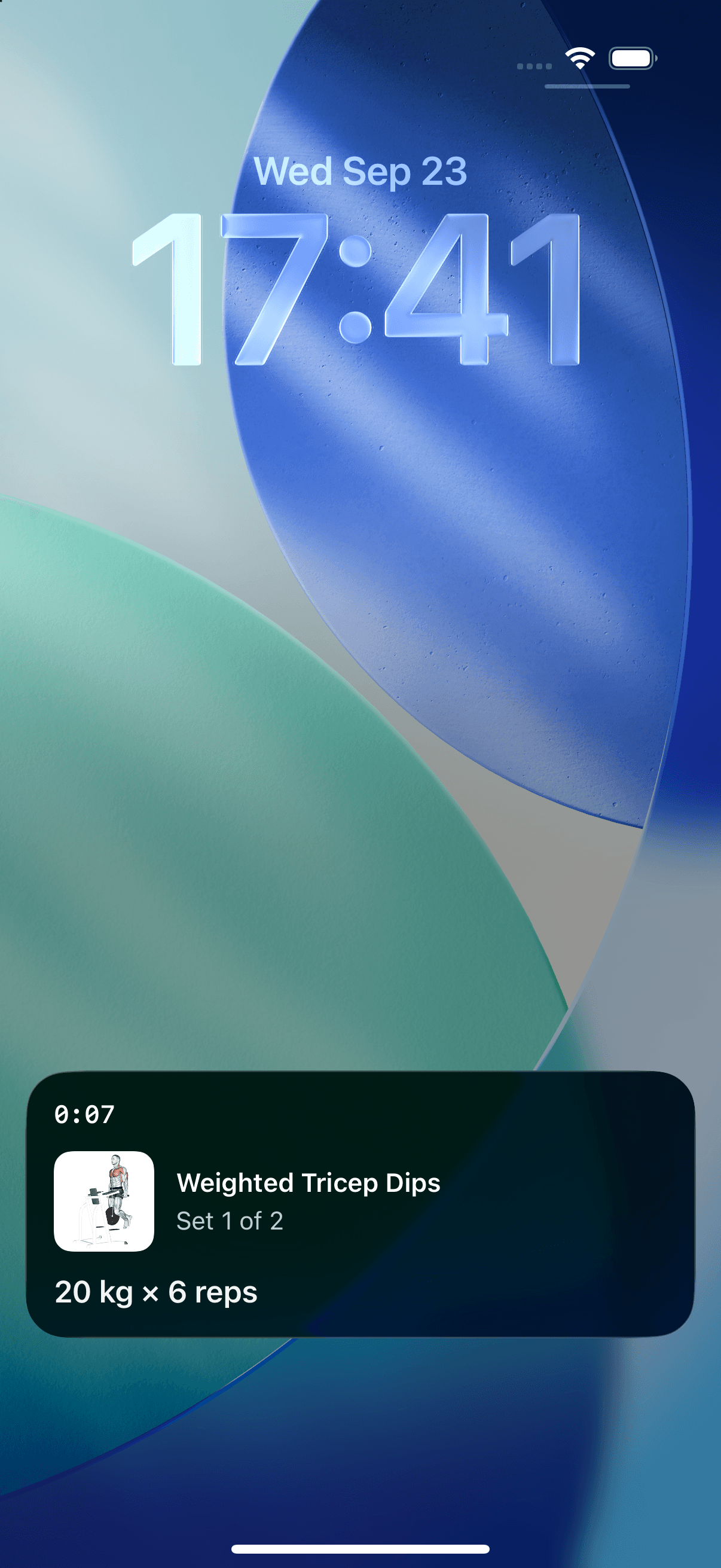 RepEight Live Activity on the lock screen